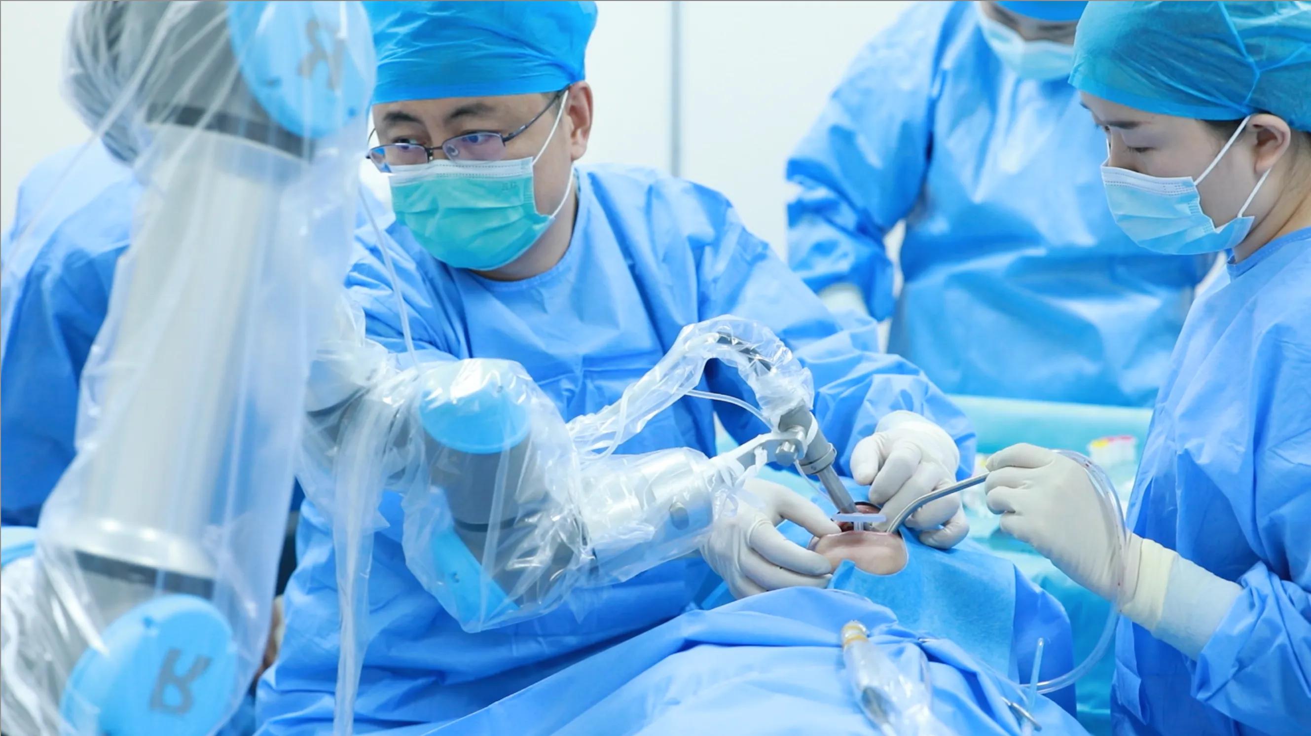 Robot-assisted high-precision surgery has passed its first test in ...