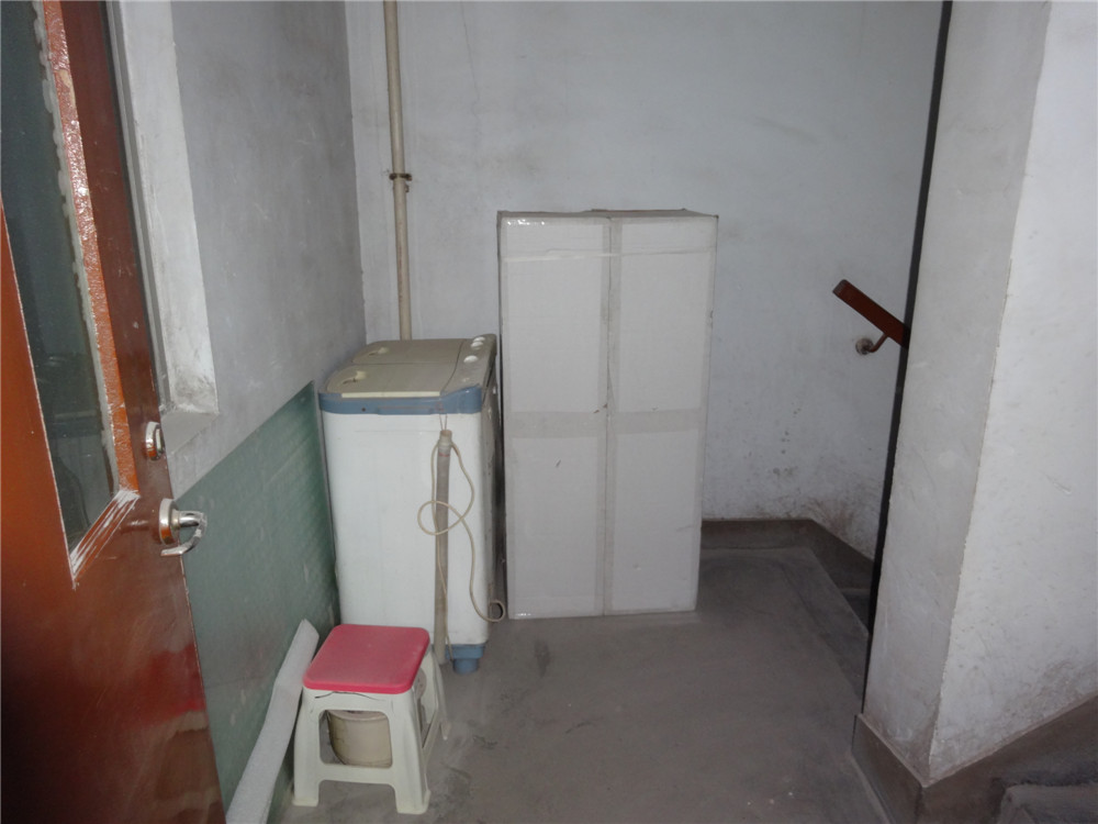 住房处组织实施防火安全专项整改工作