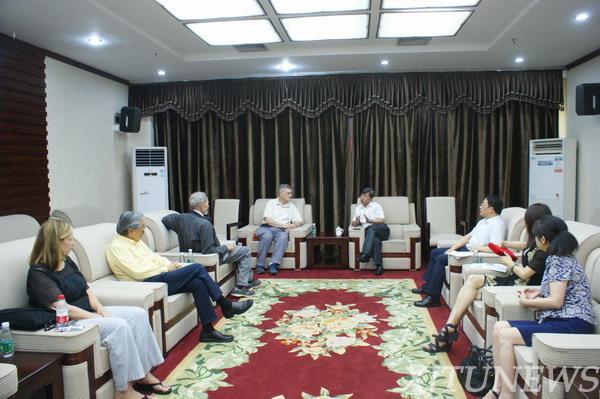 三位美国工程院院士到访西安交大进行学术交流