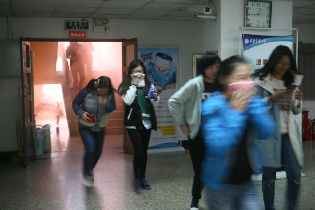 南洋书院举办119消防日紧急疏散及灭火演练