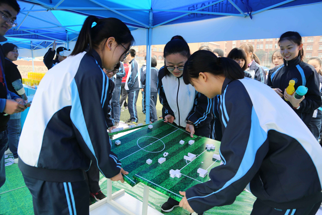 2017全国初高中校园足球嘉年华活动在西安交