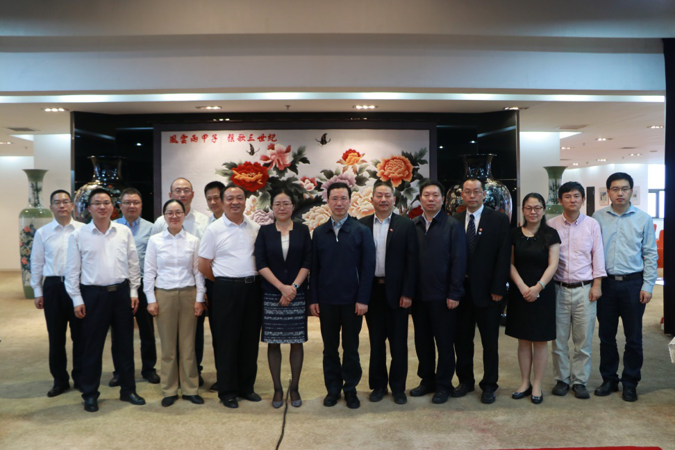 浙江吉利控股集团招聘会举行