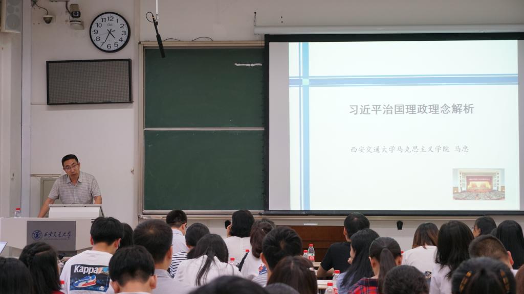 怎么能去七一中学 1gqcwzbngp.jpg