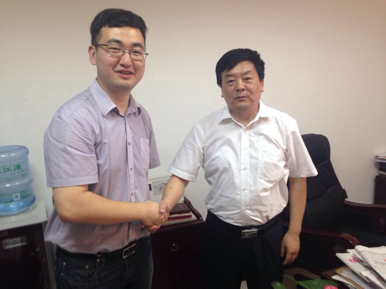工作小组拜访市政府办公室党组成员、纪检书记、市行政服务中心主任丁西云