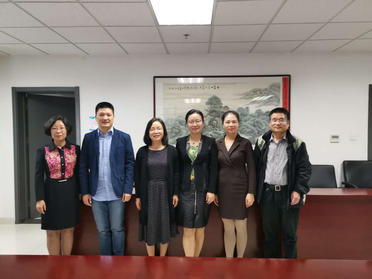 外国语学院与华南农业大学外国语学院举行座谈交流
