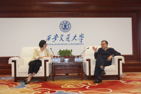 卢建军会见广州市花都区委书记邢翔一行