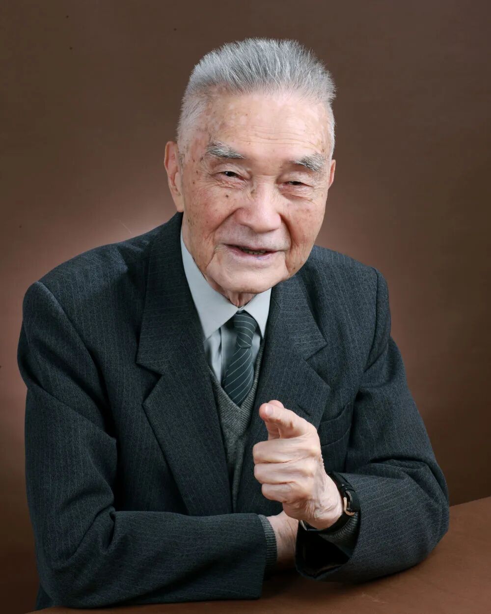 微信图片_2025-10-20_092740_465.jpg